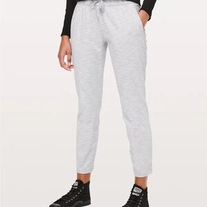 LULULEMON On The Fly Pant Women's Gray Jogger Pants